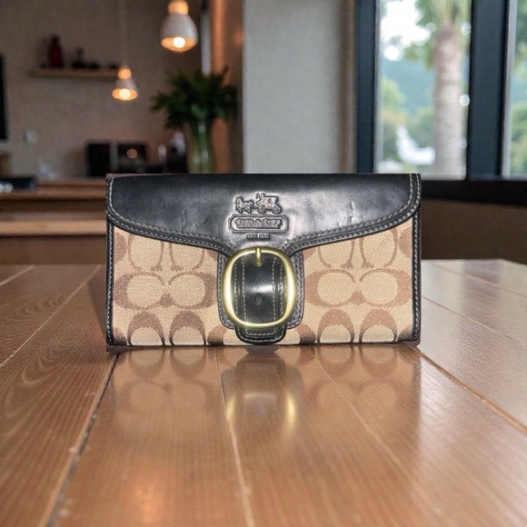 Coach Handbags - Coach Soho VINTAGE  Tattersall Vintage Black and Brown Signature Buckle Wallet